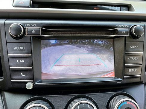 Used 2017 Toyota RAV4 LE image 13