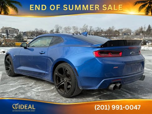Used 2017 Chevrolet Camaro SS RWD image 4