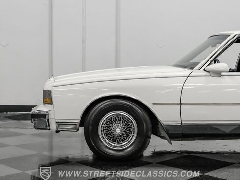 Used 1987 Chevrolet Caprice Classic Brougham image 23