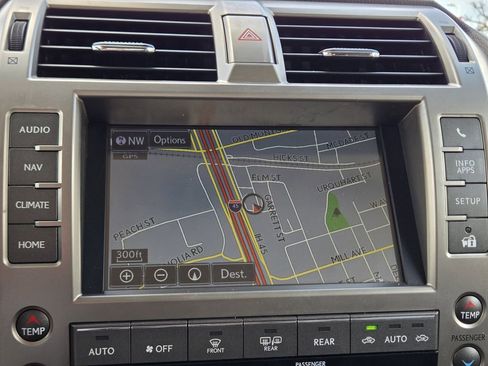 Used 2021 Lexus GX 460 Premium image 22