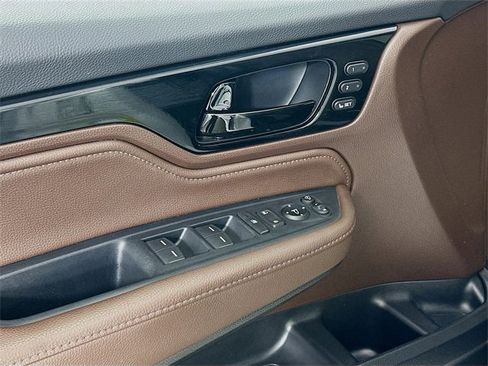 Certified 2025 Honda Odyssey Elite image 23