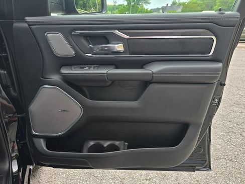 New 2026 RAM 1500 Laramie AWD/4WD image 36