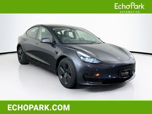 Used 2023 Tesla Model 3 Standard Range RWD image 1