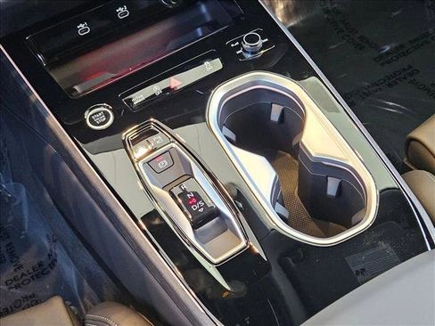 New 2026 Audi A6 Premium Plus AWD/4WD image 12
