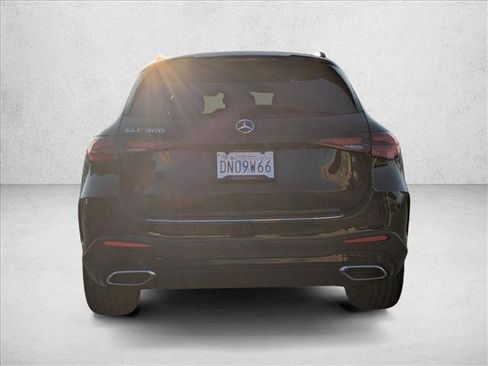 Certified 2025 Mercedes-Benz GLC 300 image 6