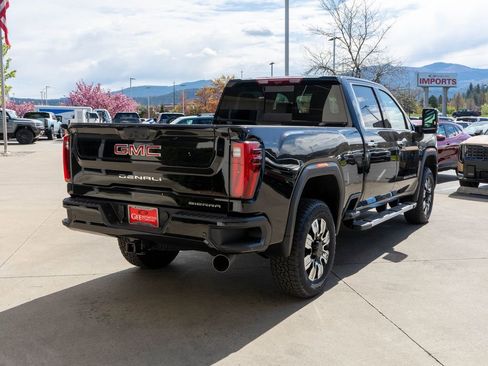 New 2026 GMC Sierra 2500 Denali w/ Denali Reserve Package AWD/4WD image 7