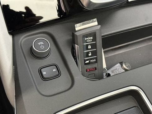 Used 2026 Acura MDX SH-AWD w/ Technology Package image 21