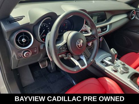 Used 2025 Alfa Romeo Stelvio Sprint w/ Veloce Package AWD/4WD image 20