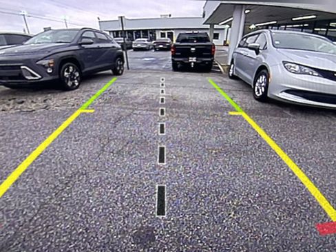 Used 2024 Jeep Grand Cherokee L Limited w/ Black Appearance Package image 34