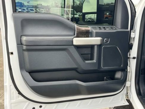 Used 2022 Ford F350 Lariat w/ Lariat Ultimate Package image 16