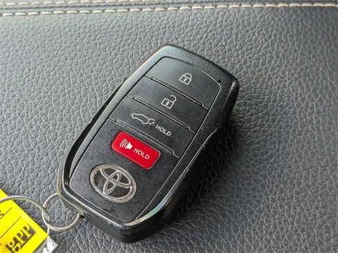 Used 2024 Toyota Land Cruiser image 12