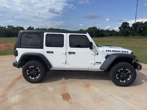 Used 2024 Jeep Wrangler Unlimited Rubicon 4xe AWD/4WD image 4