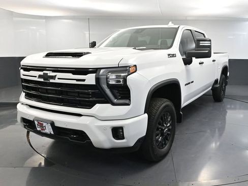 Used 2024 Chevrolet Silverado 2500 LTZ w/ LTZ Plus Package image 13