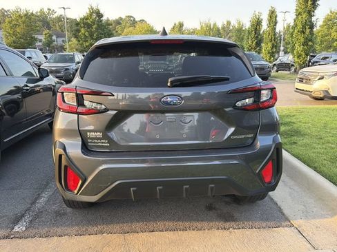 Used 2024 Subaru Crosstrek 2.0i AWD/4WD image 5
