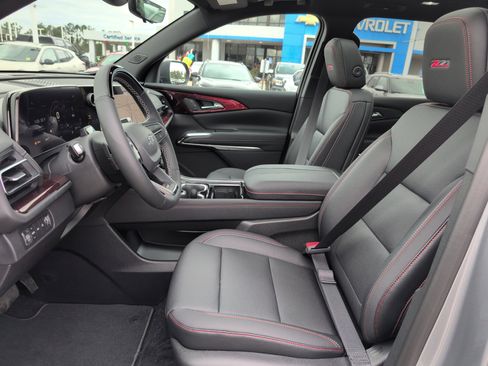 New 2026 Chevrolet Traverse Z71 w/ Enhanced Driving Package image 14