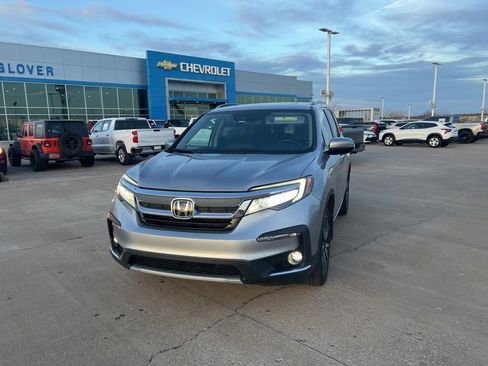 Used 2020 Honda Pilot Elite image 2