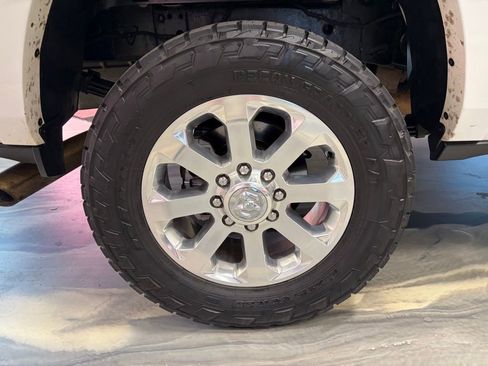 Used 2020 RAM 3500 Laramie image 24