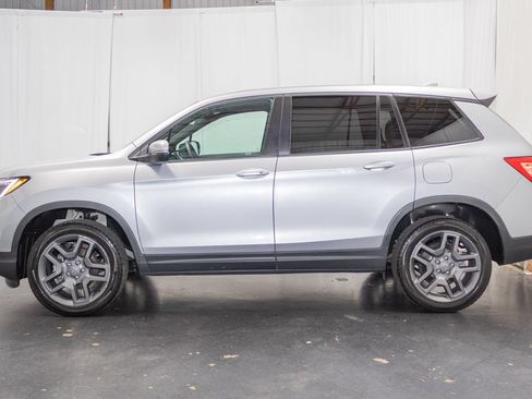 Used 2023 Honda Passport EX-L image 5