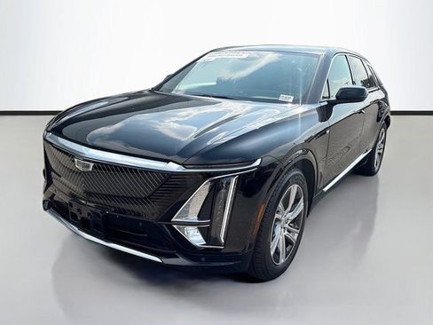 Certified 2024 Cadillac Lyriq Tech AWD/4WD image 1
