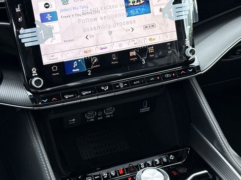 New 2026 Jeep Grand Wagoneer L Summit AWD/4WD image 14