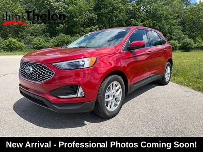 Used 2024 Ford Edge SEL w/ Convenience Package