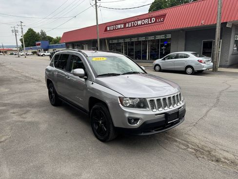 Used 2015 Jeep Compass High Altitude AWD/4WD image 1