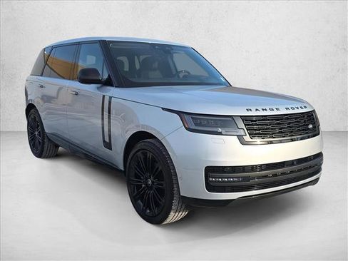 New 2025 Land Rover Range Rover Long Wheelbase SE image 3