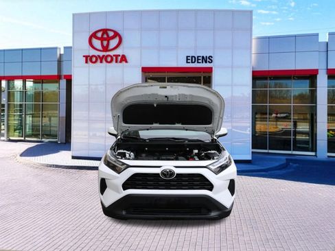 Used 2025 Toyota RAV4 XLE w/ Weather Package AWD/4WD image 11