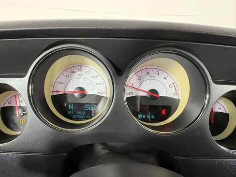 Used 2014 Dodge Challenger R/T image 20