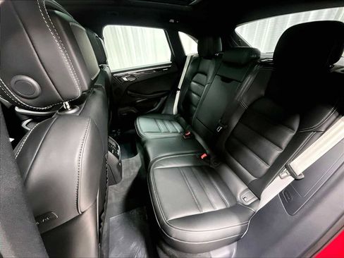 New 2026 Porsche Macan S image 25