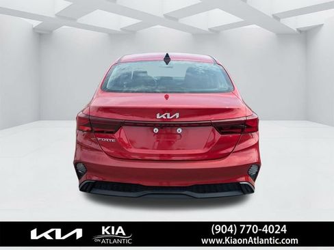 Used 2024 Kia Forte LXS FWD image 4