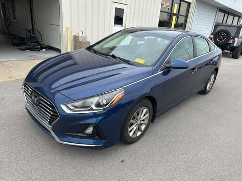 Used 2018 Hyundai Sonata SE FWD image 12