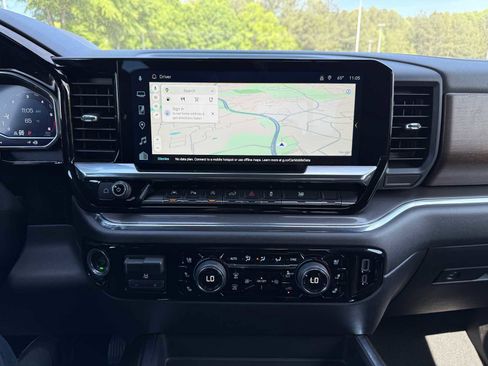 Used 2023 Chevrolet Silverado 1500 High Country w/ Technology Package AWD/4WD image 15