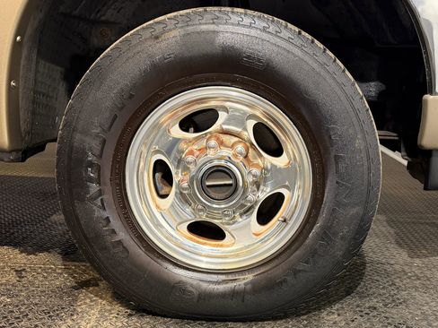 Used 2000 Ford Excursion Limited image 9