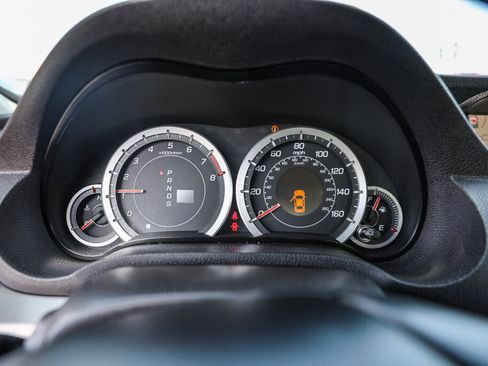 Used 2013 Acura TSX Sedan FWD image 13