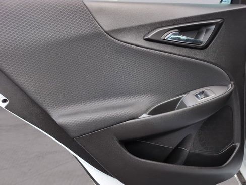 Used 2025 Chevrolet Malibu RS image 32