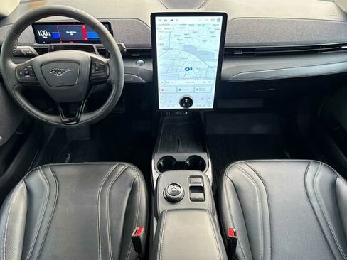 Certified 2022 Ford Mustang Mach-E Premium image 10