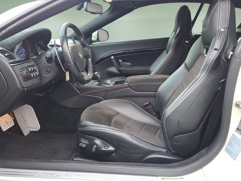 Used 2018 Maserati GranTurismo Sport image 25