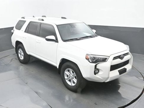 Used 2021 Toyota 4Runner SR5 image 31