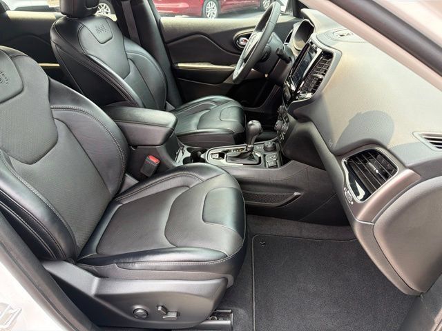 Used 2022 Jeep Cherokee Limited AWD/4WD image 35