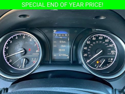 Used 2021 Toyota Camry SE image 12