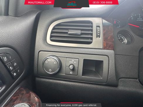 Used 2011 GMC Yukon Denali image 15