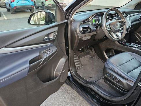 Certified 2023 Chevrolet Bolt EUV Premier w/ Sun & Sound Package image 22