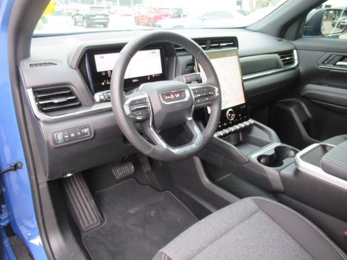 Used 2026 GMC Terrain Elevation w/ Black Edition FWD image 17