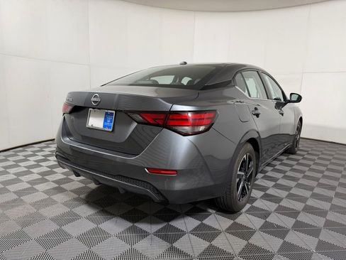 Used 2025 Nissan Sentra SV FWD image 19