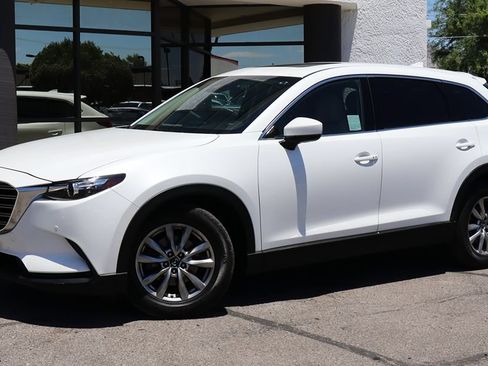 Used 2018 MAZDA CX-9 Touring w/ Touring Premium Package FWD image 3
