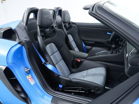 Used 2024 Porsche 718 Boxster Spyder RS RWD image 23