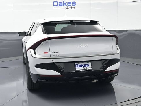 New 2026 Kia EV6 Wind RWD image 6