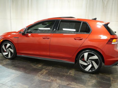 Used 2022 Volkswagen GTI SE FWD image 7