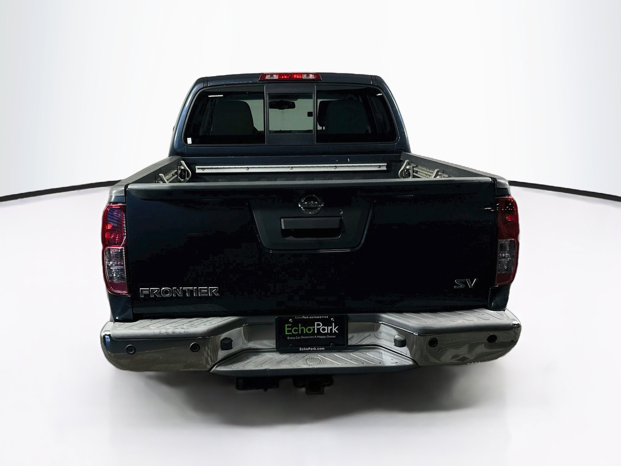 Used 2015 Nissan Frontier SV w/ SV Value Truck Package RWD image 7